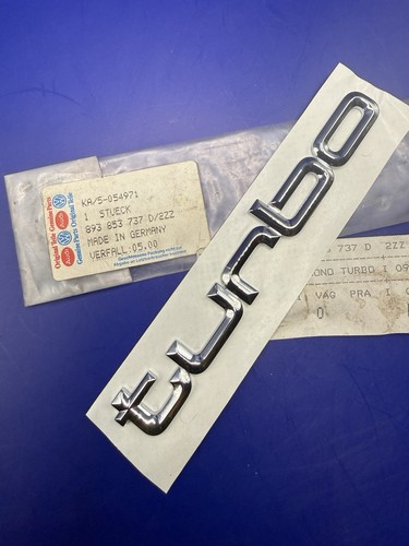 Audi quattro logo badge emblem - logo,