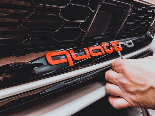 Quattro emblem kühlergrill - emblem,